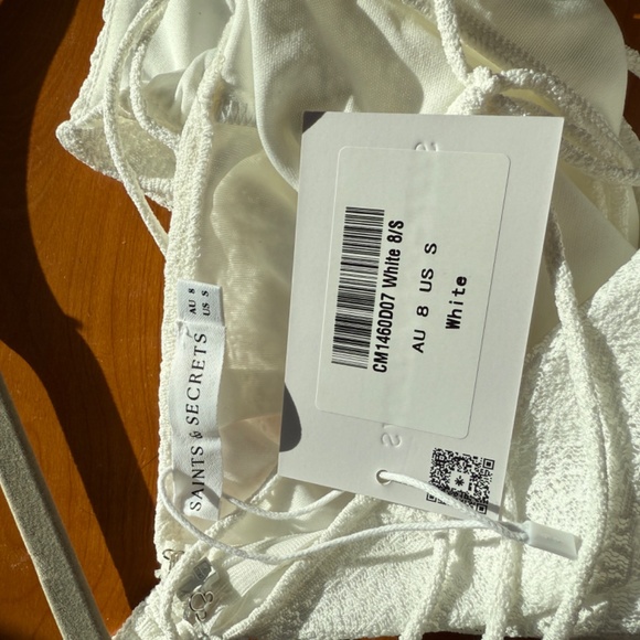 NWT, Selfie Leslie Dream Crush Lace-Up Back Mesh Overlay Midi Dress White - Picture 8 of 10